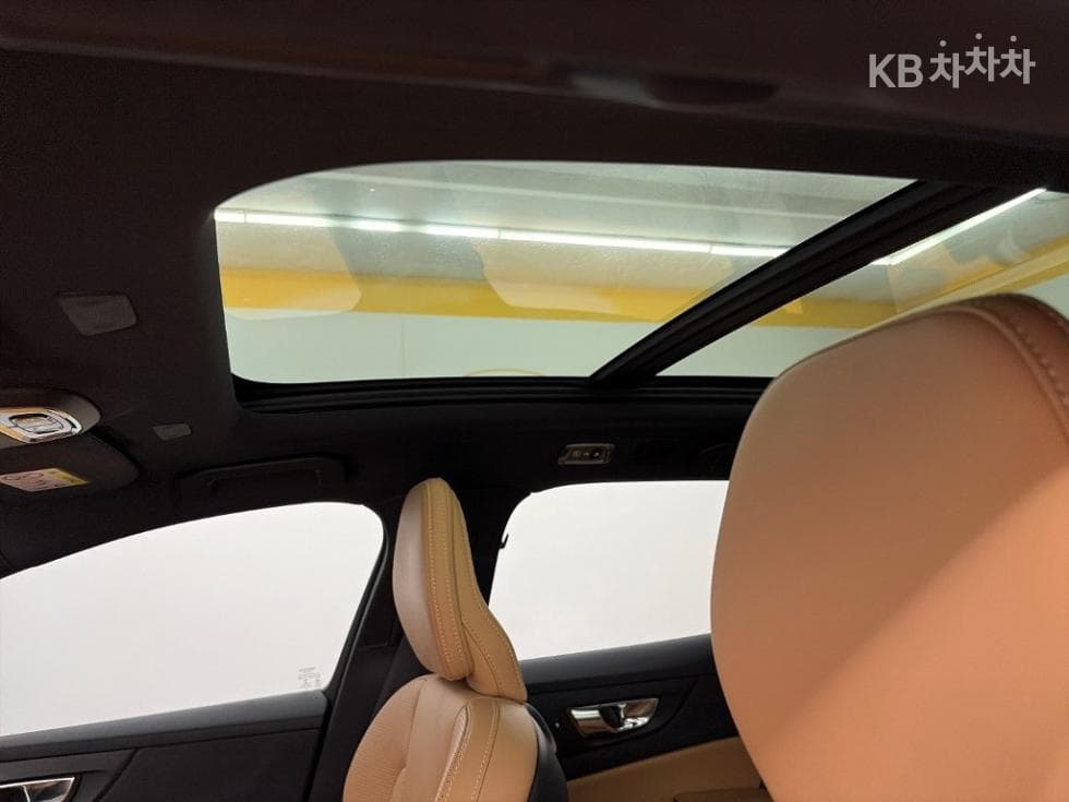 Volvo V60 CC(Второ поколение)T5 AWD Pro - 16