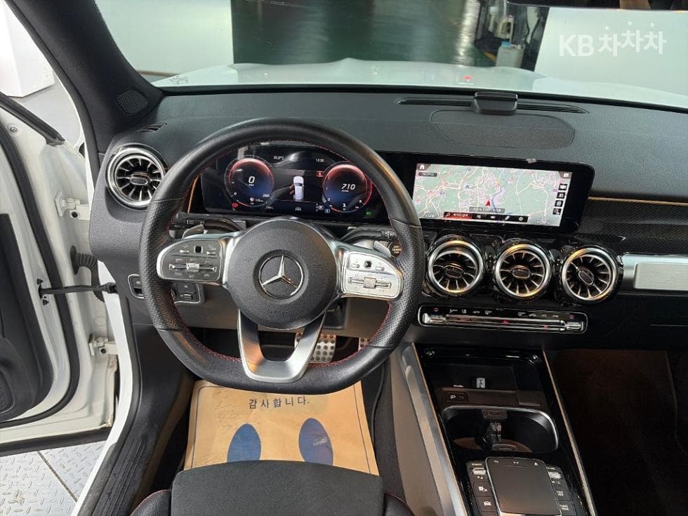 Mercedes-Benz GLB(X247)GLB 250 4Matic - 9