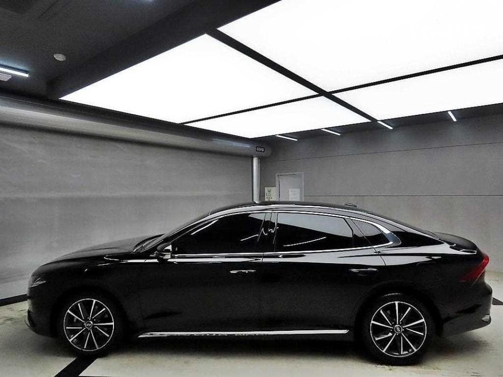 Hyundai The New (facelift) Grandeur (Azera)2.5 Le Blanc - 4