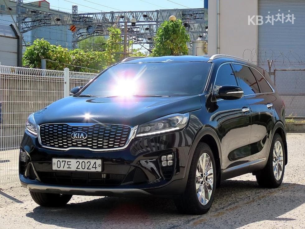 Киа The New (фейслифт) Sorento2.0 Дизел 2WD Noblesse - 2