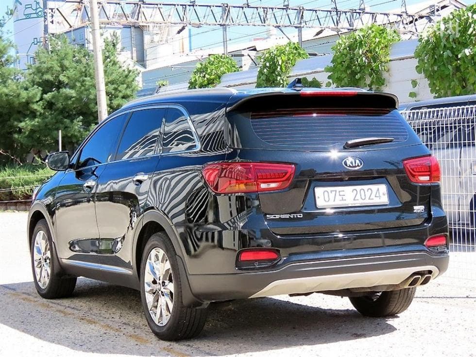 Киа The New (фейслифт) Sorento2.0 Дизел 2WD Noblesse - 3