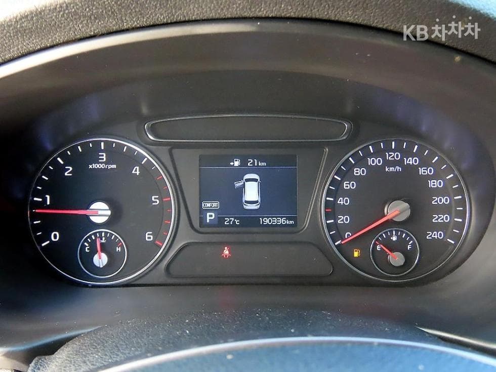 Киа The New (фейслифт) Sorento2.0 Дизел 2WD Noblesse - 9