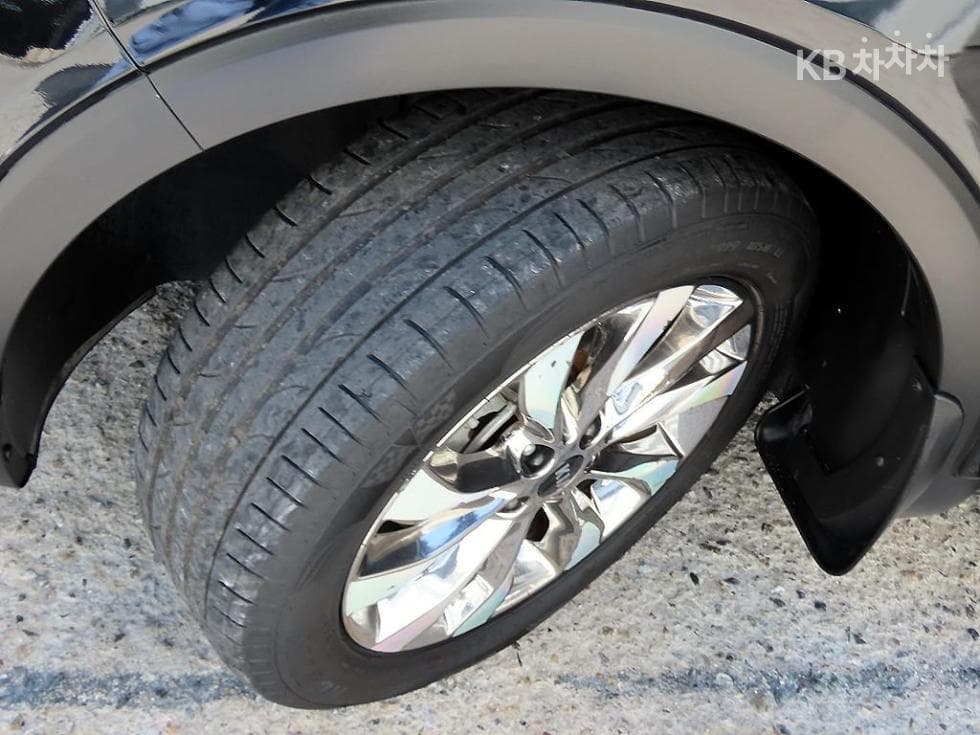 Киа The New (фейслифт) Sorento2.0 Дизел 2WD Noblesse - 20