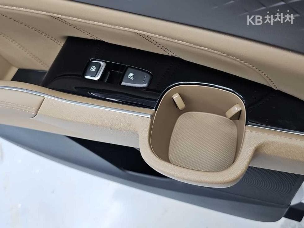 Киа The New (фейслифт) Sorento MQ42.2 Дизел AWD Signature Gravity - 14