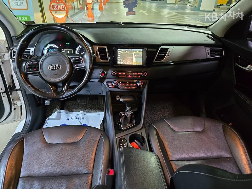 Киа Ниро1.6 PHEV Престиж - 10