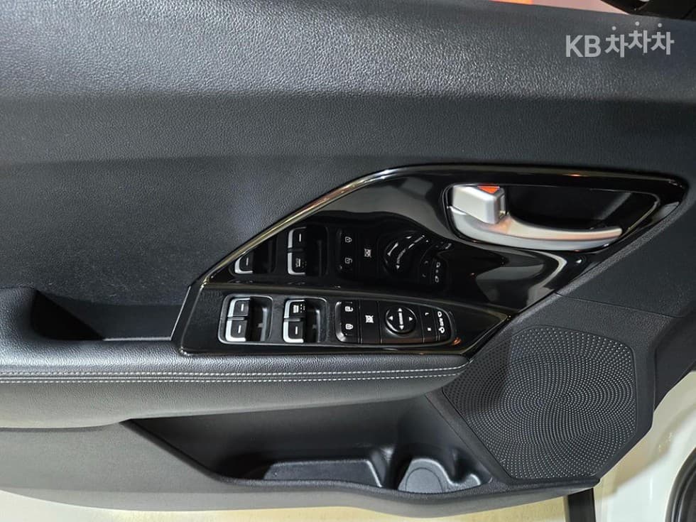 Киа Ниро1.6 PHEV Престиж - 13