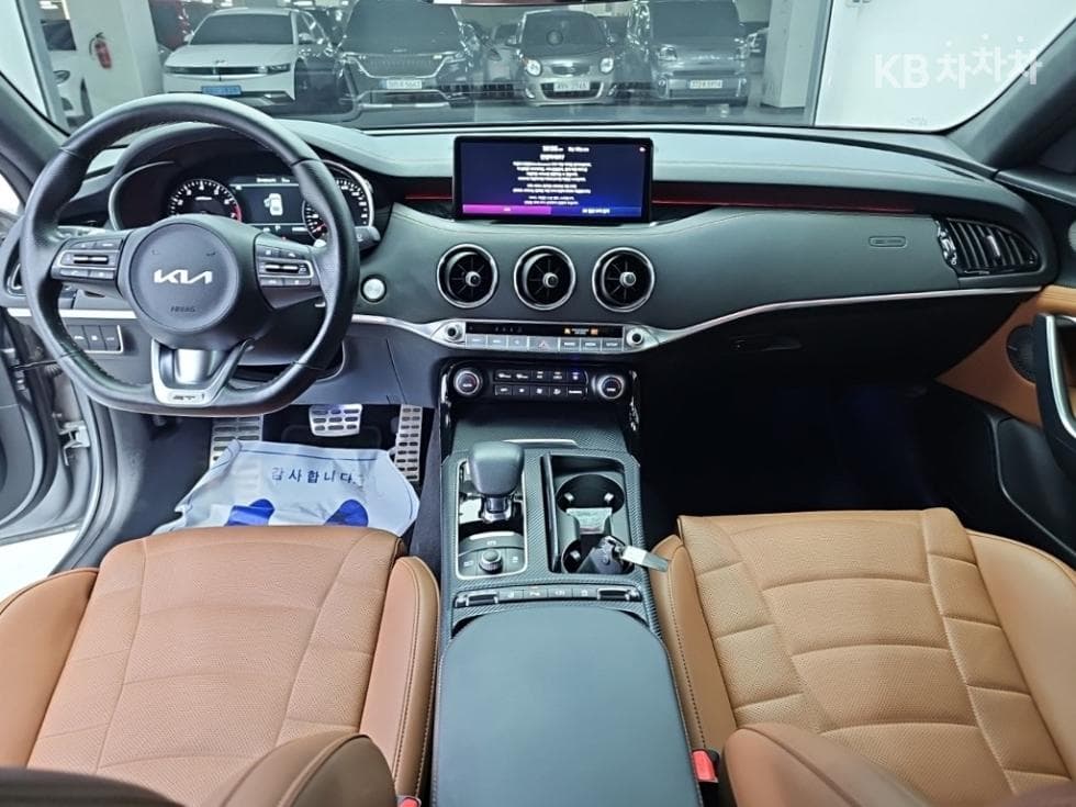Киа Stinger Майстор3.3 Бензин Турбо 4x4 트리뷰트 에디션 - 7