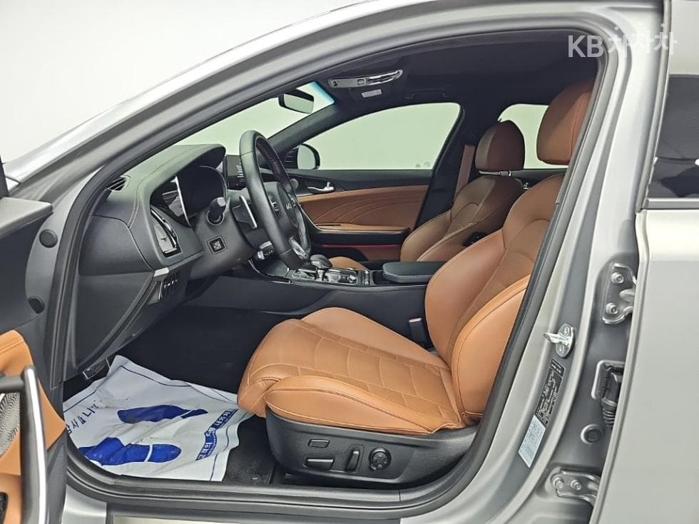 Киа Stinger Майстор3.3 Бензин Турбо 4x4 트리뷰트 에디션 - 11
