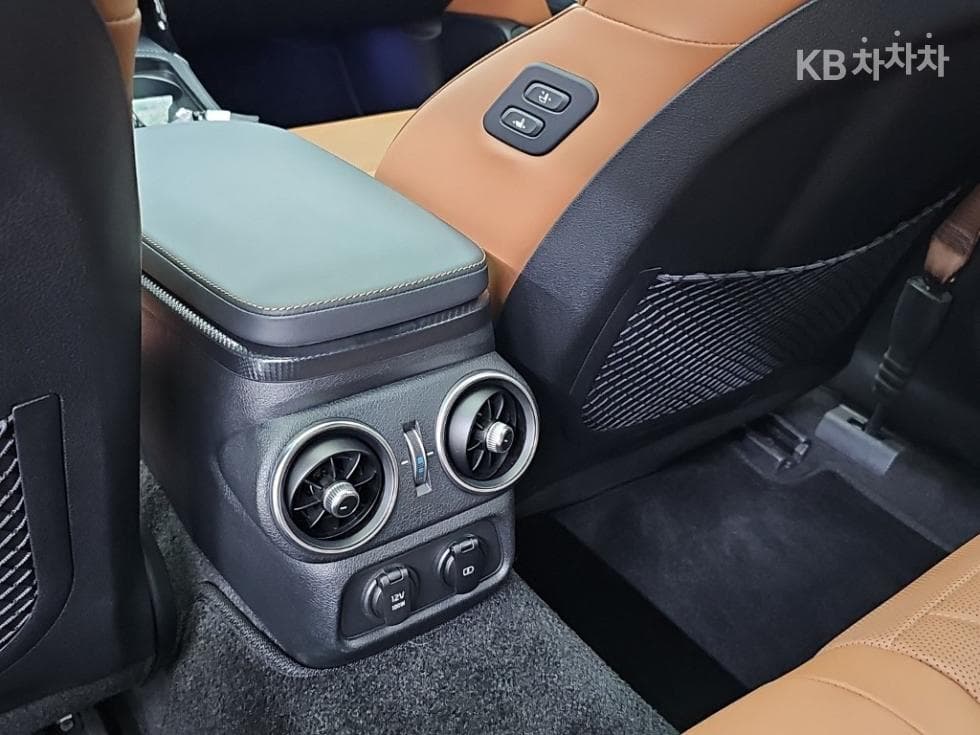 Киа Stinger Майстор3.3 Бензин Турбо 4x4 트리뷰트 에디션 - 13