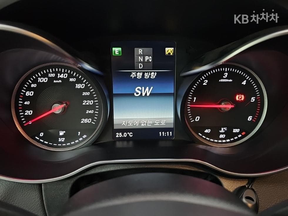 Mercedes-Benz The New (фейслифт) C-КласC220d Avantgarde W205 - 6