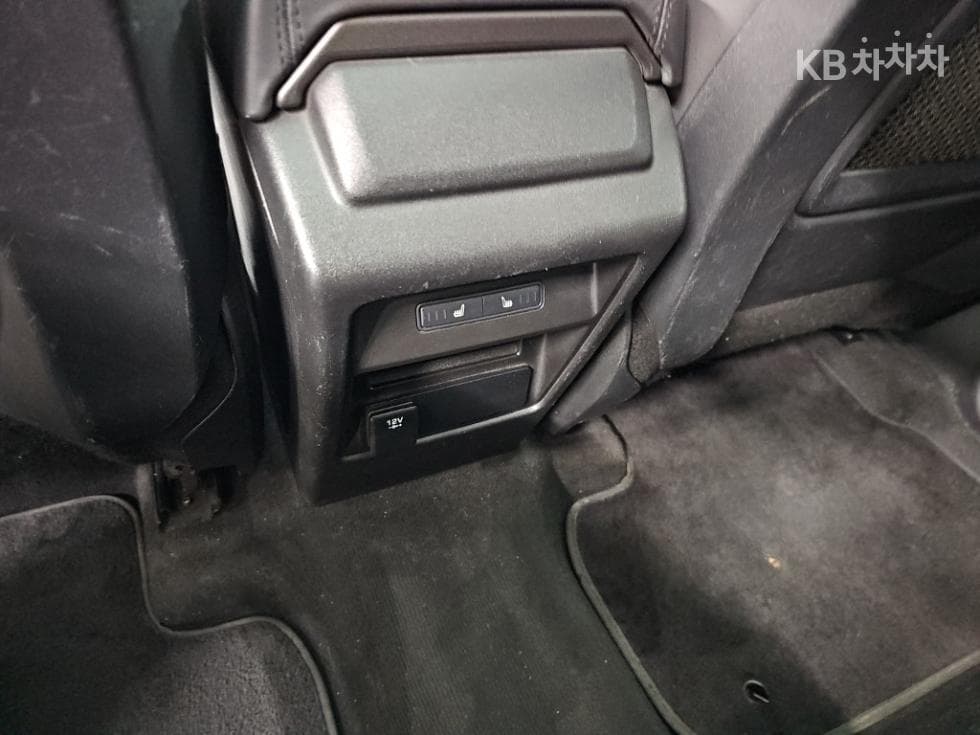 Land Rover 디스커버리 스포츠2.2 SD4 HSE Лукс - 13
