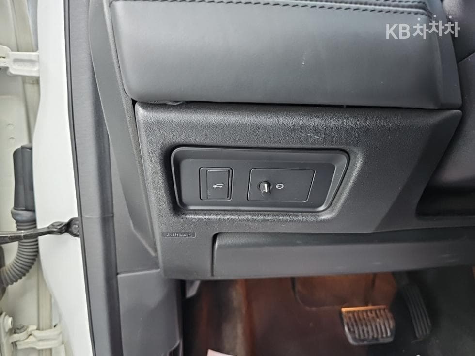 Land Rover 디스커버리 스포츠2.2 SD4 HSE Лукс - 18