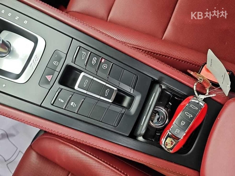 Porsche 718 박스터4.0 GTS - 15