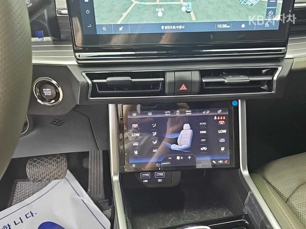 KG Mobility 토레스(J100)1.5 GDI Turbo Limited 블랙 에디션 - 10
