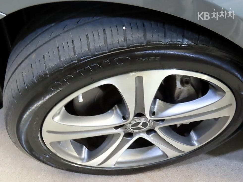 Mercedes-Benz E-Клас (W213)E300 Avantgarde - 20