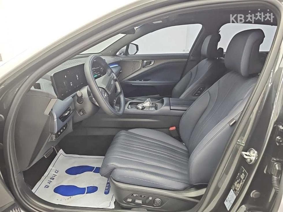 Киа The New (фейслифт) K83.5 Бензин AWD 시그니쳐 - 11