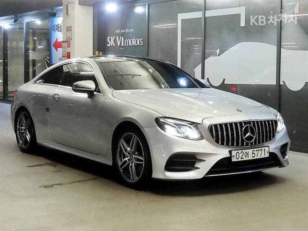 Mercedes-Benz E-Клас (W213) E220d COUPE - Image 1