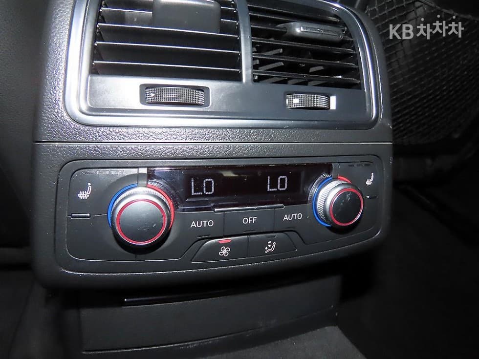 Ауди A73.0 TFSI 콰트로 엔트리 - 14