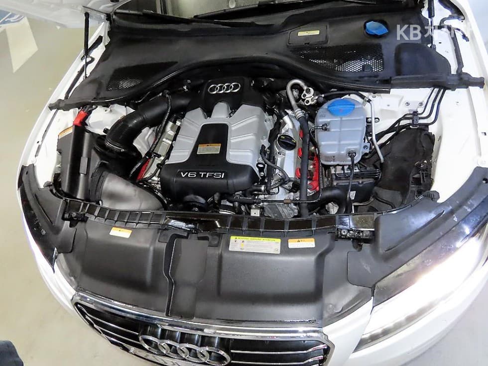 Ауди A73.0 TFSI 콰트로 엔트리 - 19