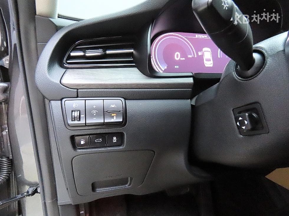 Kia K7 Premiere Hybrid2.4 HEV Signature - 12