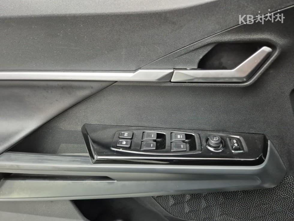 KG Mobility The New (facelift) 토레스(J100)Gasoline Turbo 1.5 2WD T5 - 17