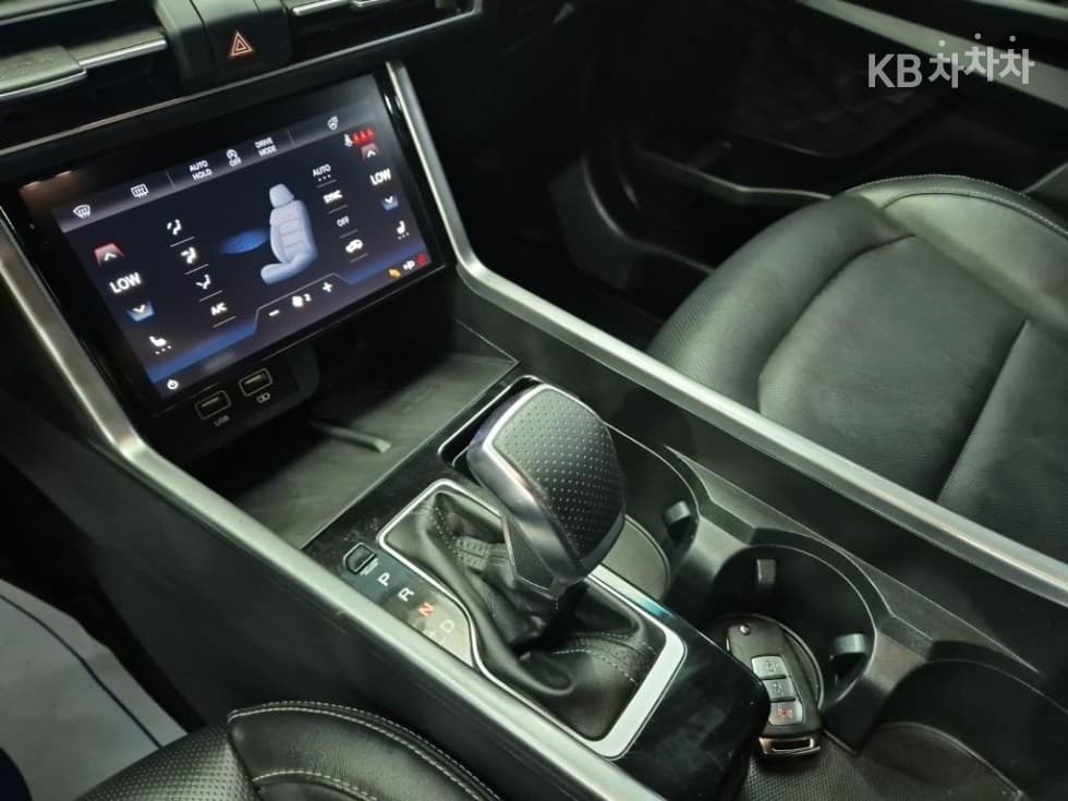 KG Mobility The New (facelift) 토레스(J100)Gasoline Turbo 1.5 2WD T5 - 12
