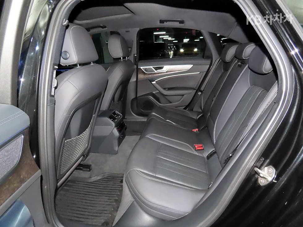 Audi A6(C8)45 Turbo Diesel Injection Quattro Premium - 7