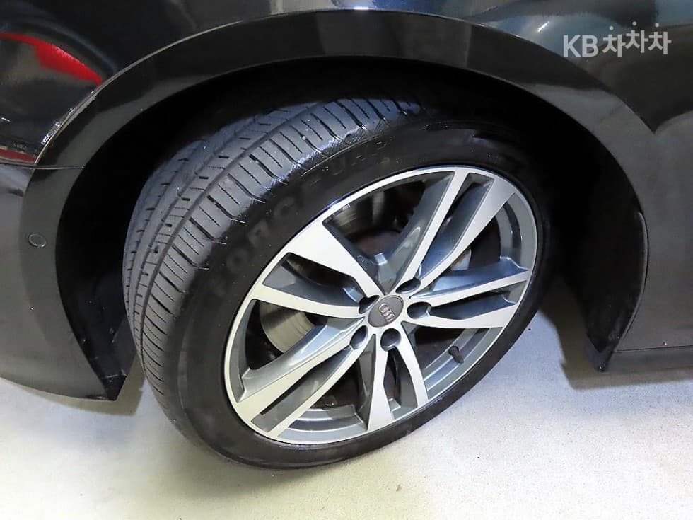 Audi A6(C8)45 Turbo Diesel Injection Quattro Premium - 20