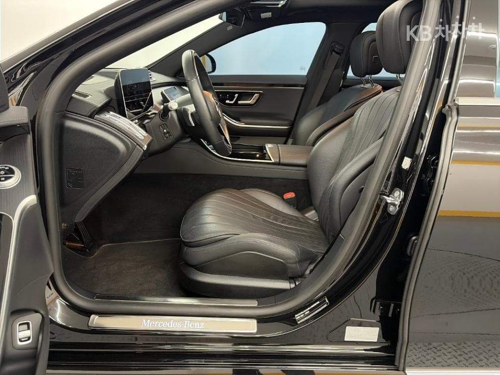 Mercedes-Benz Нов S-КласS350 d W222 - 11