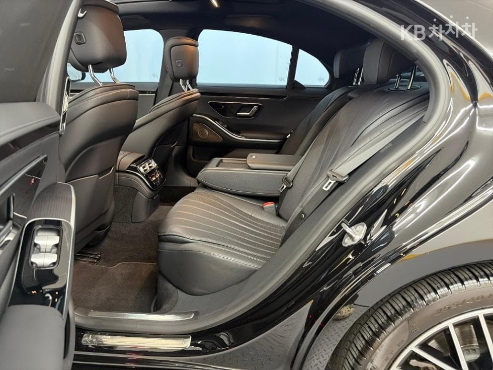 Mercedes-Benz Нов S-КласS350 d W222 - 12