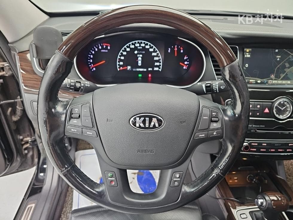Киа The New (фейслифт) K7LPI 3.0 Престиж - 9