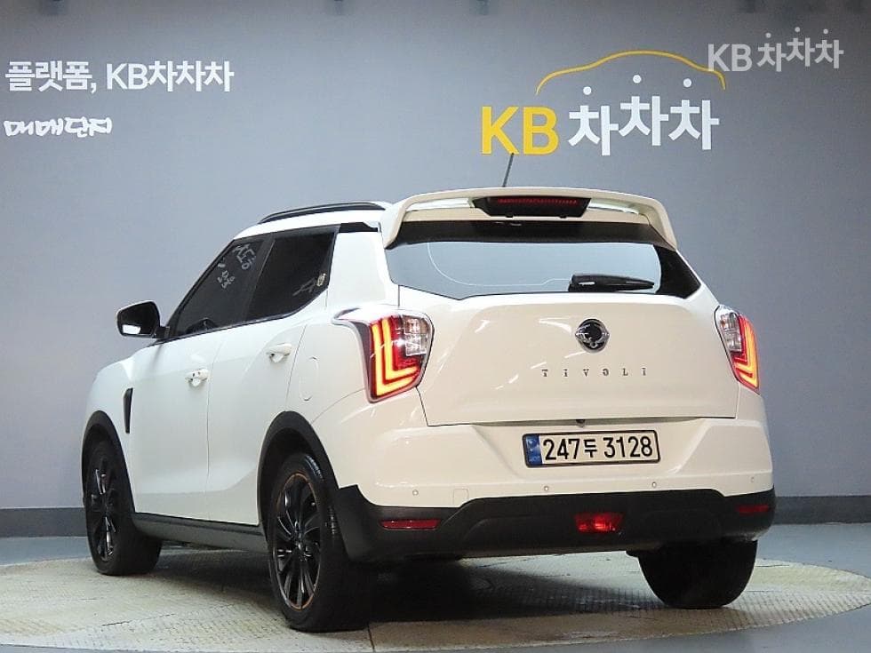 KG Mobility Very New (facelift/refresh; particularly for Tivoli) TivoliGasoline V5 2WD Standard - 4