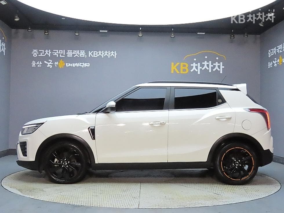 KG Mobility Very New (facelift/refresh; particularly for Tivoli) TivoliGasoline V5 2WD Standard - 5