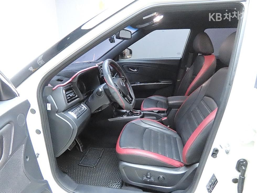 KG Mobility Very New (facelift/refresh; particularly for Tivoli) TivoliGasoline V5 2WD Standard - 10