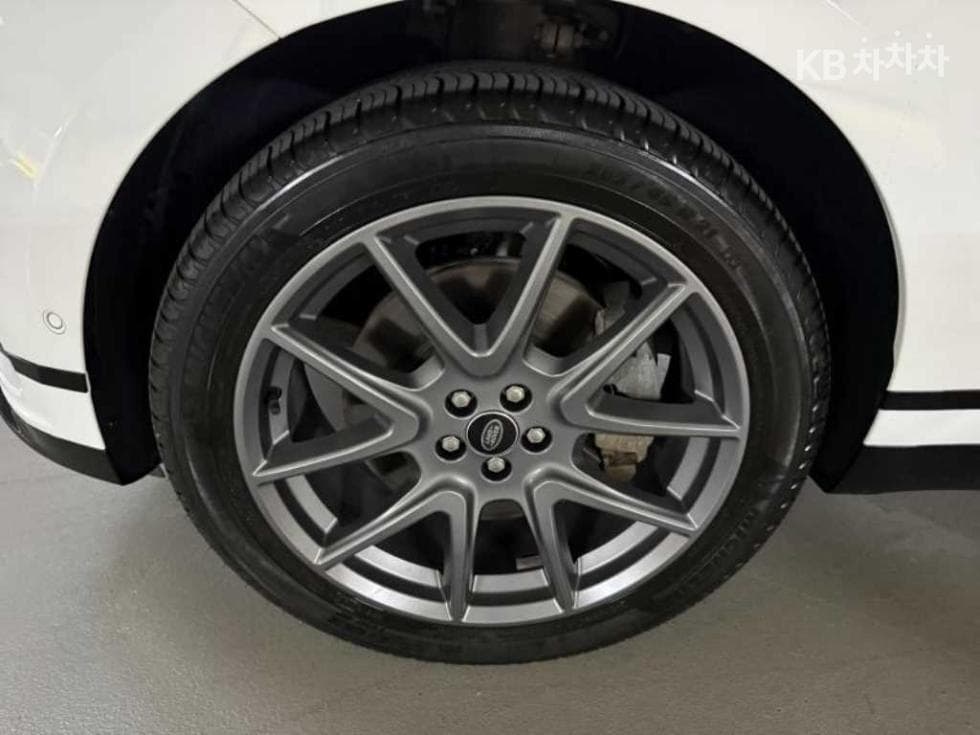 Land Rover Range Rover 벨라P400 R-Dynamic SE - 18
