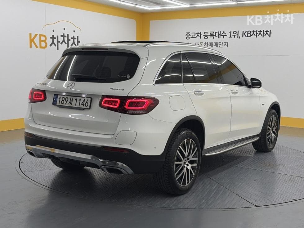 Mercedes-Benz GLC(X253)300 e 4Matic - 4