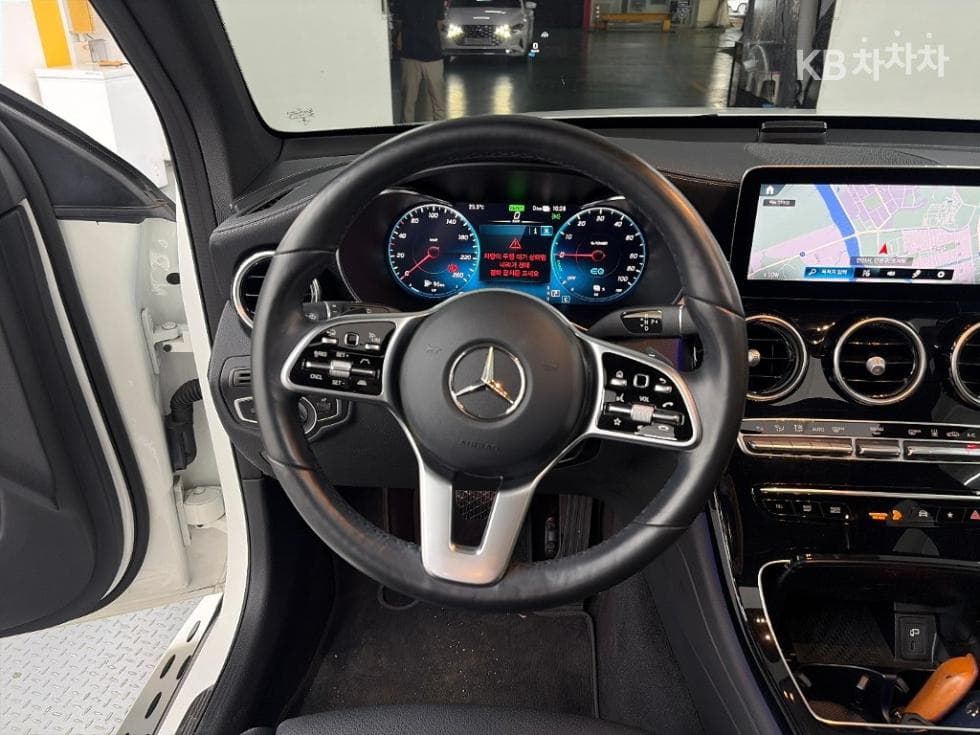 Mercedes-Benz GLC(X253)300 e 4Matic - 9