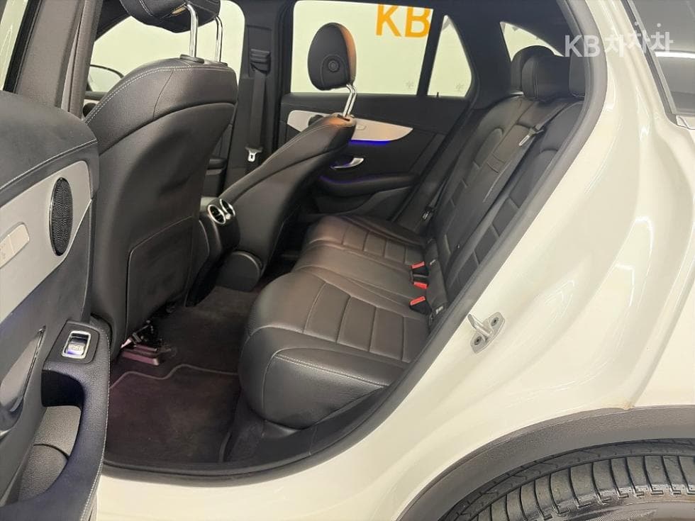 Mercedes-Benz GLC(X253)300 e 4Matic - 12