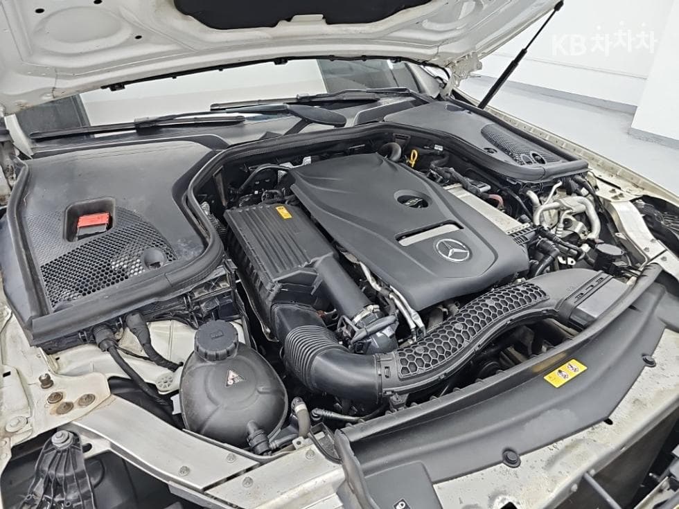 Mercedes-Benz E-Клас (W213)E300 4Matic Exclusive - 5