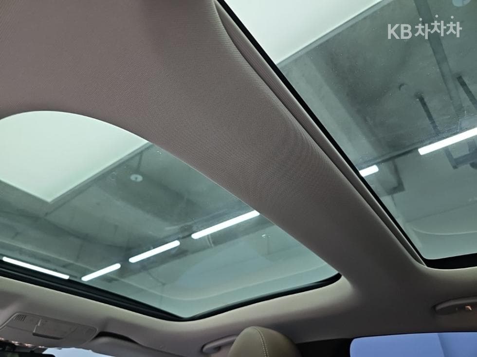 Mercedes-Benz E-Клас (W213)E300 4Matic Exclusive - 15