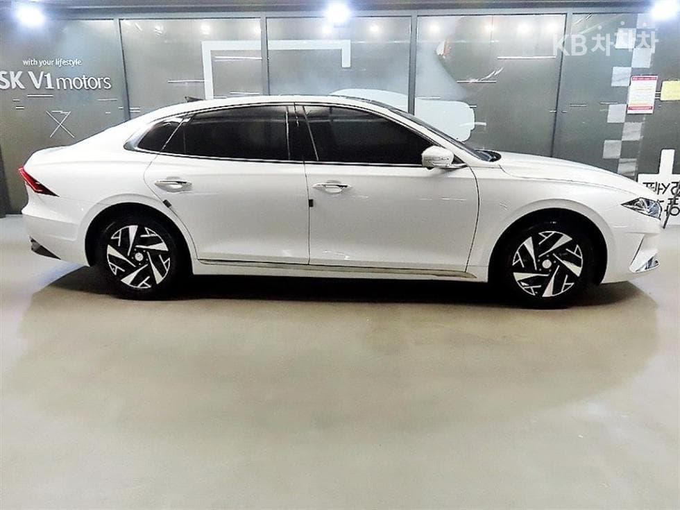 Hyundai The New (facelift) Grandeur (Azera) Hybrid2.4 Le Blanc - 3