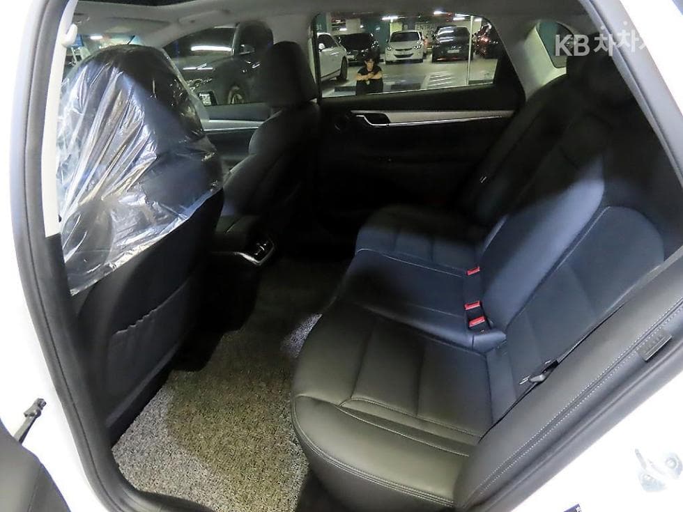 Hyundai The New (facelift) Grandeur (Azera) Hybrid2.4 Le Blanc - 7