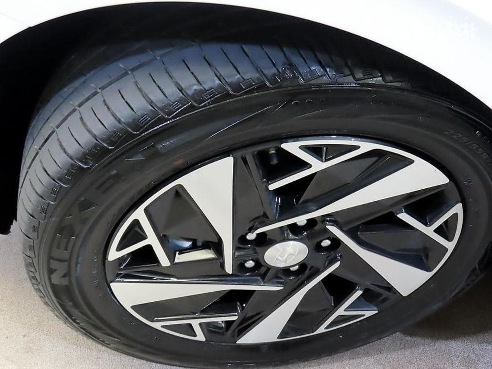 Hyundai The New (facelift) Grandeur (Azera) Hybrid2.4 Le Blanc - 20