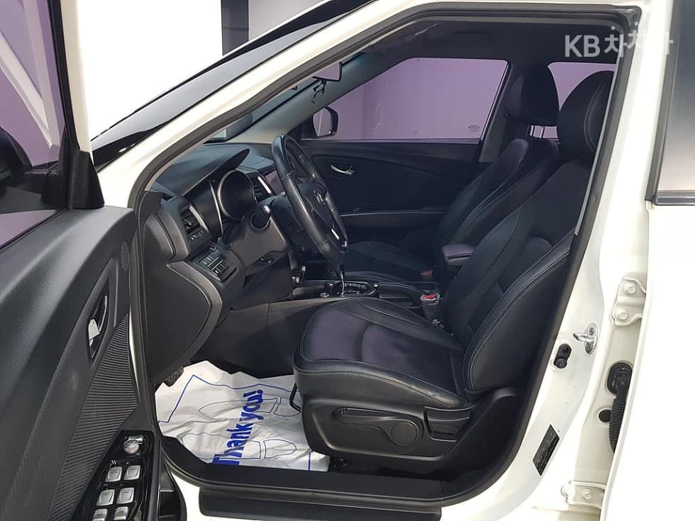 KG Mobility TivoliGasoline VX - 7