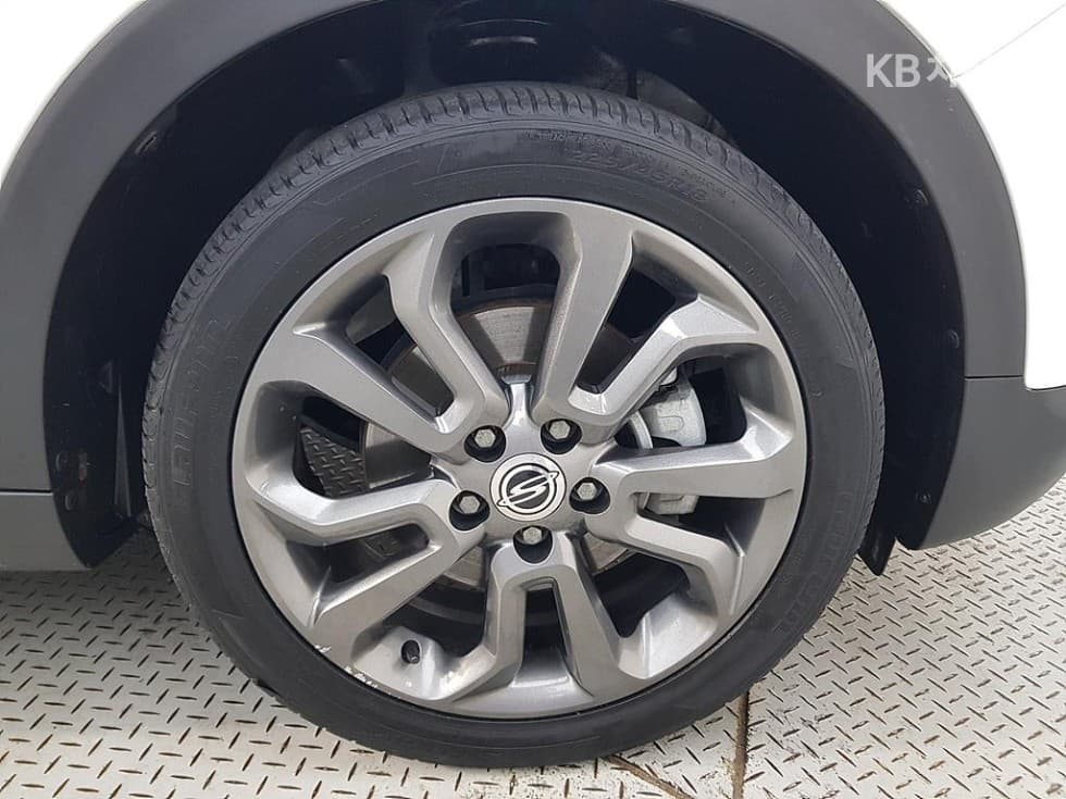 KG Mobility TivoliGasoline VX - 20