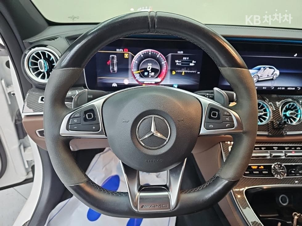Mercedes-Benz Нов E-КласE63 AMG 4매틱 W212 - 9