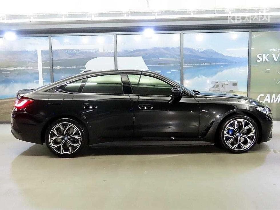 BMW i4eDrive40 M Sport Pro - 3