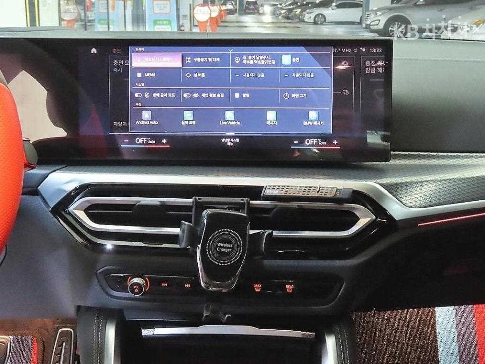 BMW i4eDrive40 M Sport Pro - 11