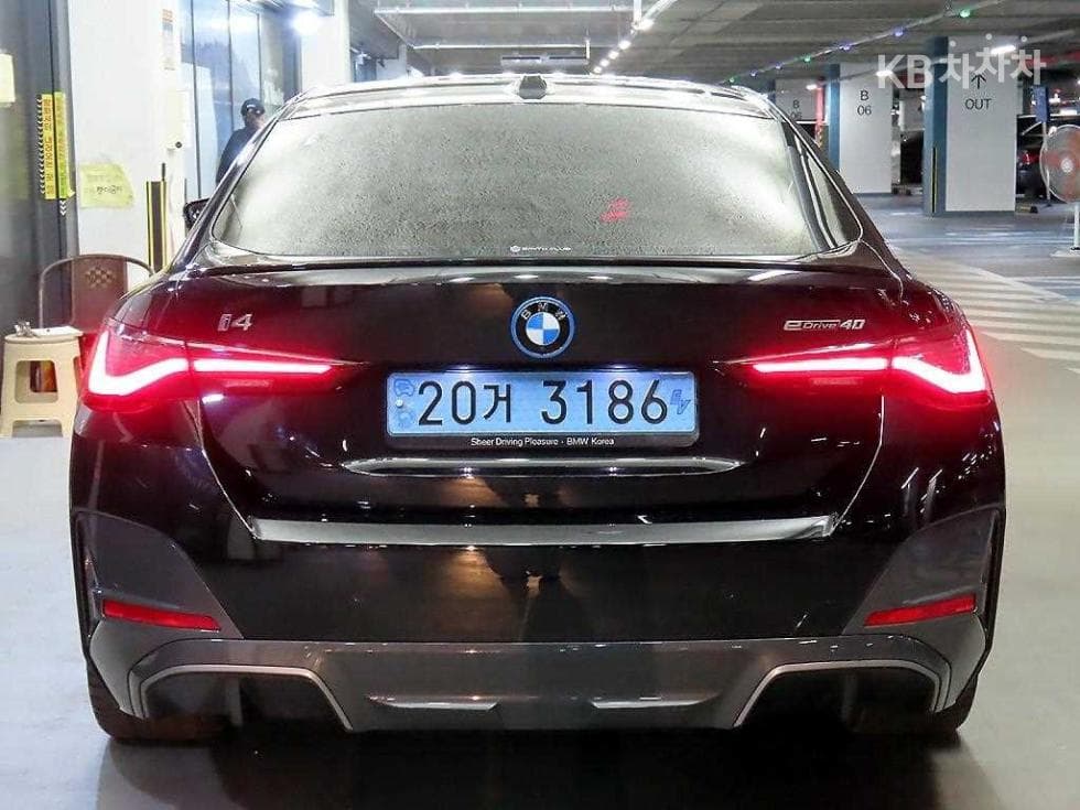 BMW i4eDrive40 M Sport Pro - 5