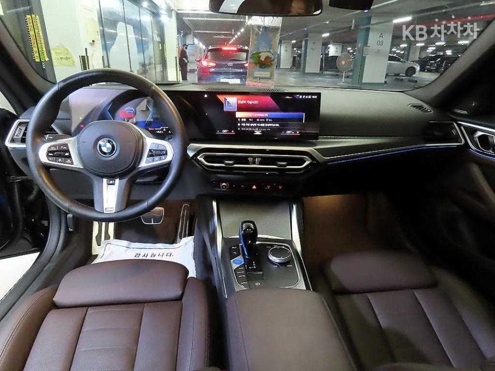 BMW i4eDrive40 M Sport Pro - 10